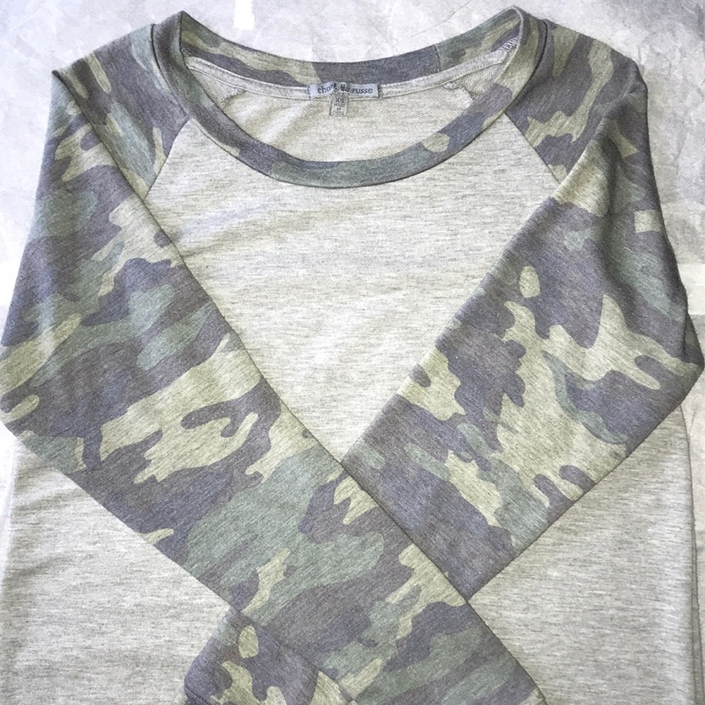 Charlotte Russe Top - Picture 2 of 5
